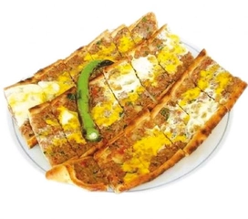 Kıymalı Yumurtalı Pide Tarifi ve Malzemeleri