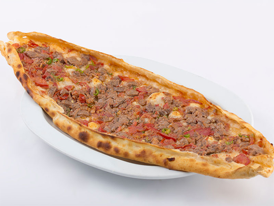 Kuşbaşılı Pide Tarifi ve Malzemeleri Kuşbaşılı Pide Tarifi ve Malzemeleri