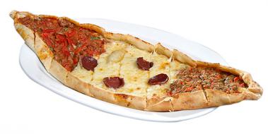 Karışık Pide Tarifi ve Malzemeleri Karışık Pide