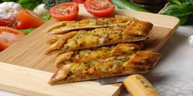 Patatesli Pide